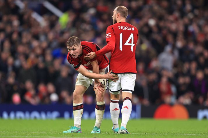 Christian Eriksen og Rasmus Höjlund þurfa að treysta á félaga sína í danska landsliðinu að tryggja þeim sæti á EM næsta sumar.