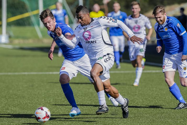 Jonathan Glenn hefur skorað 4 mörk í 9 leikjum í Pepsi-deildinni en ÍBV er samt í botnsæti deildarinnar.