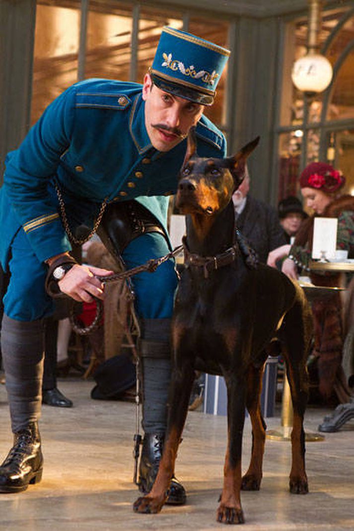 Cohen í hlutverki sínu í Hugo.