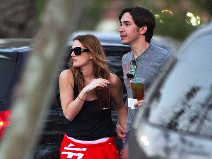 Drew Barrymore og Justin Long.