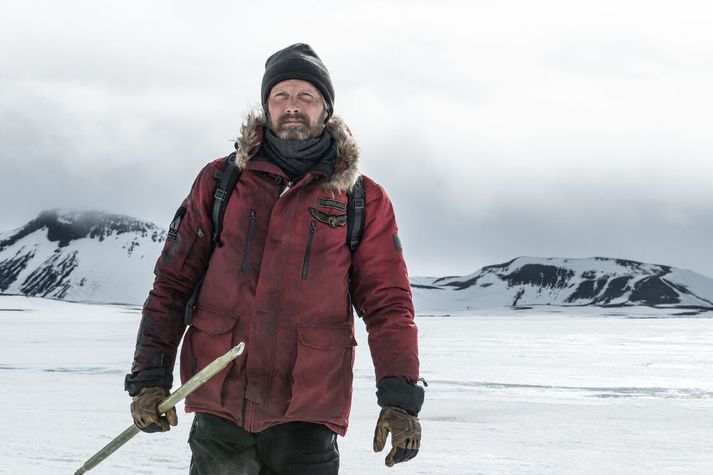 Mads Mikkelsen í myndinni Artic.