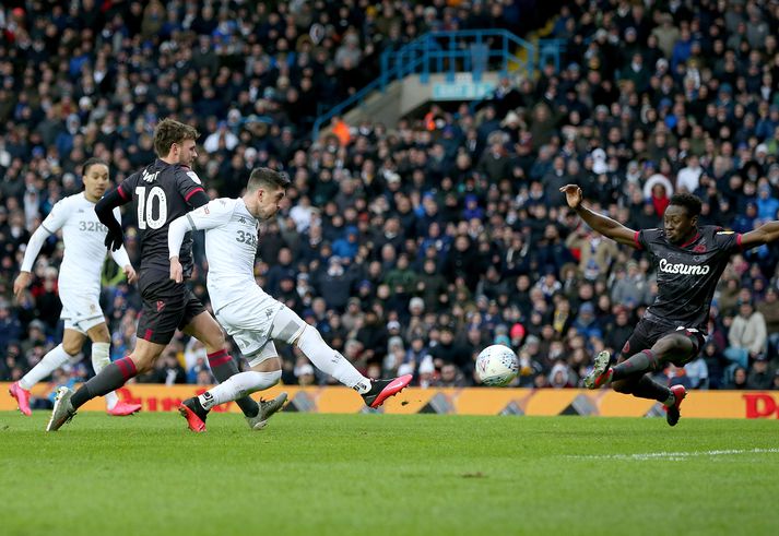 Pablo Hernandez skoraði sigurmark Leeds í dag.