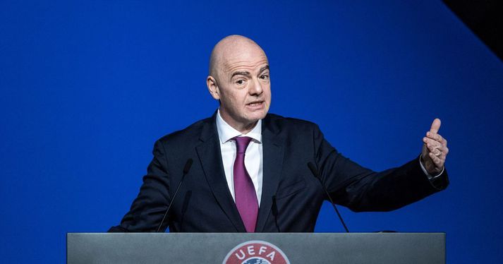 Gianni Infantino, forseti FIFA, biðlar til allra innan sambandsins að sýna samstöðu.