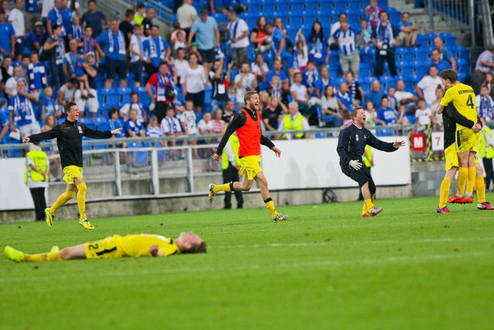 Stjörnumenn fagna í leikslok í Poznan í gærkvöldi.