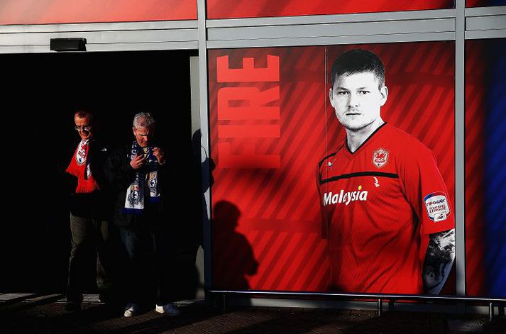 Aron Einar hefur aðeins misst af einum leik með Cardiff í deildinni í vetur. Hann hefur verið í byrjunarliðinu í 32 leikjum og komið tíu sinnum inn á. Auk markanna átta hefur hann lagt upp sex fyrir félaga sína.