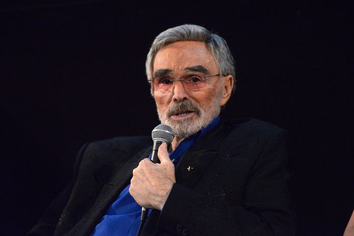 Burt Reynolds hlaut Óskarstilnefningu fyrir hlutverk sitt í kvikmyndinni Boogie Nights.