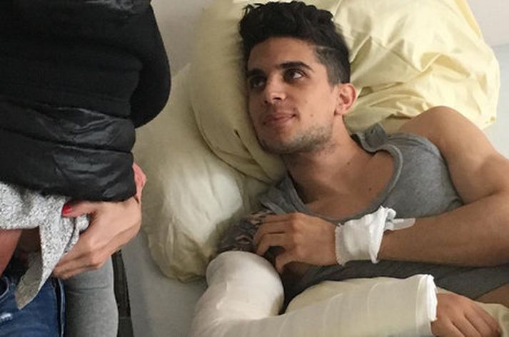 Marc Bartra á sjúkrahúsinu.