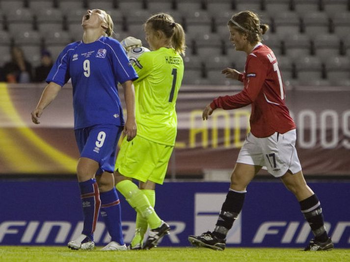Margrét Lára Viðarsdóttir hefur ekki fengið mikið boltann í eða við teiginn.