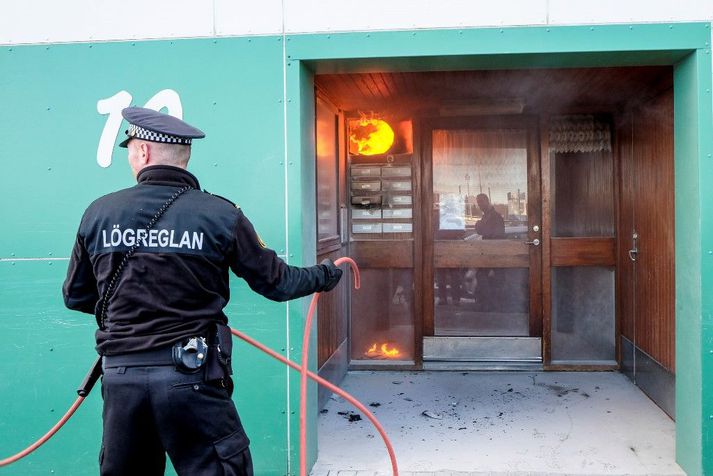 Frá vettvangi brunans.