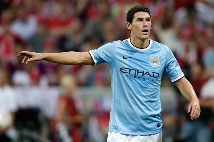 Gareth Barry.
