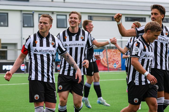 Aron Sigurðarson skoraði tvö mörk fyrir KR í gær og lagði upp eitt að auki.