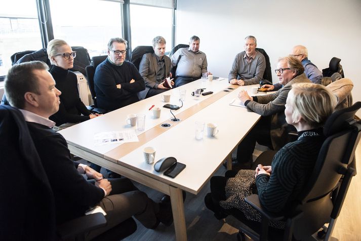 Formenn Eflingar, VR, Verkalýðsfélags Akraness og Verkalýðsfélags Grindavíkur eru komnir með umboð frá sínum félagsmönnum um að slíta viðræðum.