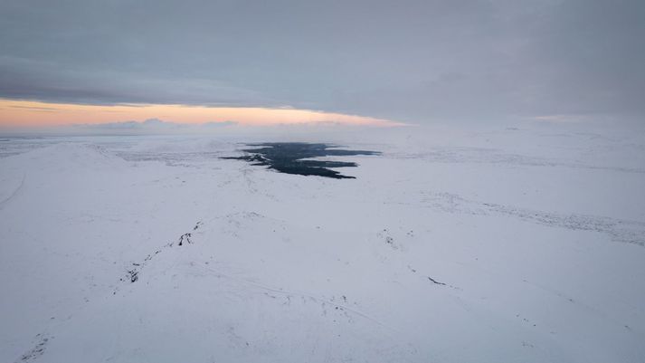 Um er að ræða sambærilega breyting á landrisi sem fór að sjást í lok dags 15. desember, en þá hófst gos um þremur dögum síðar.