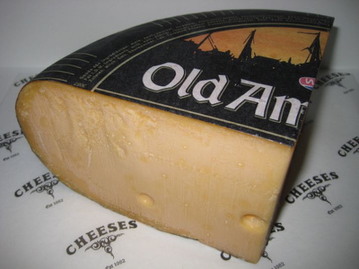 Old Amsterdam þykir vera einstaklega góður ostur. Hvort hann smakkist eins í geimnum, skal ósagt látið
