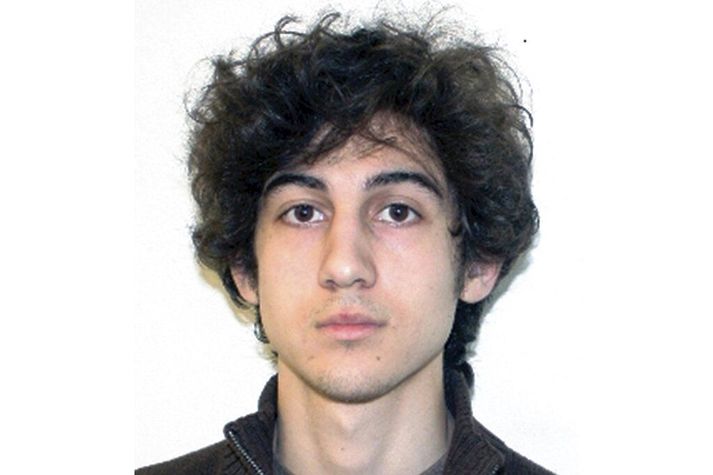 Dzhokhar Tsarnaev var um tvítugt þegar hann og eldri bróðir hans sprengdu tvær sprengjur við endamark Boston-maraþonsins árið 2013. Hann er nú 27 ára gamall.
