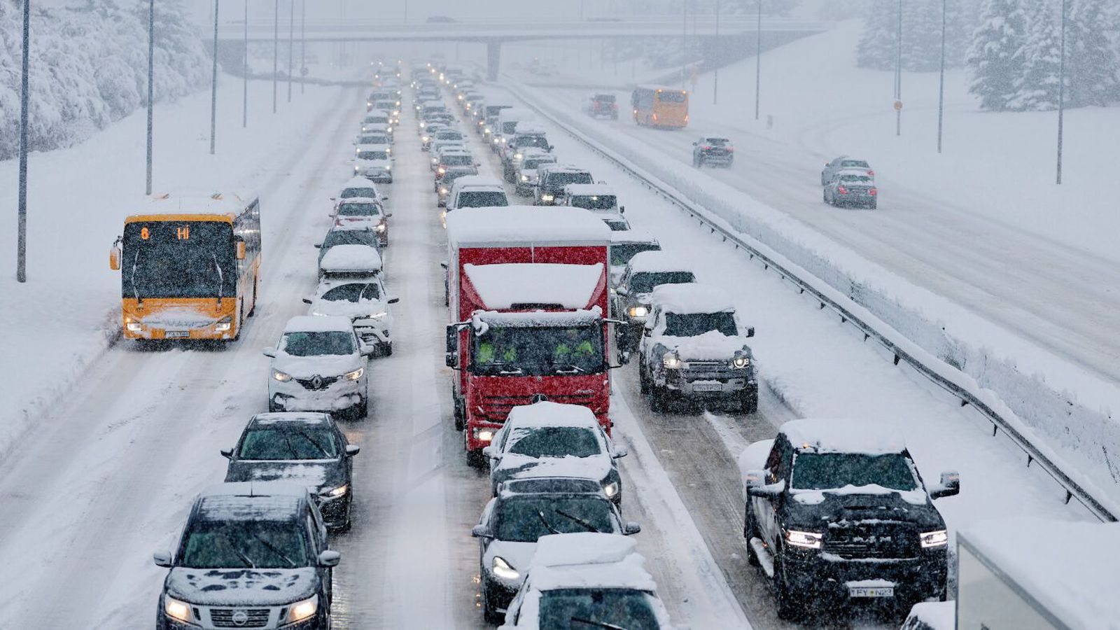Þrjár vikur í fyrsta gjald­daga og 15% eiga eftir að skrá kílómetrastöðu