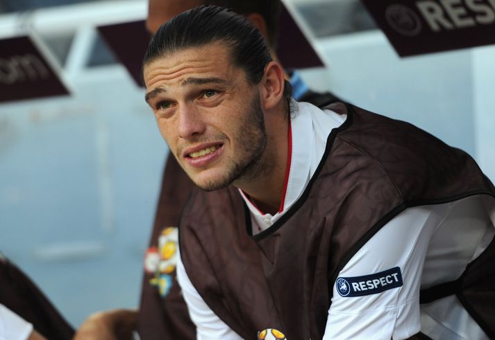 Carroll á bekknum í leiknum gegn Frökkum.