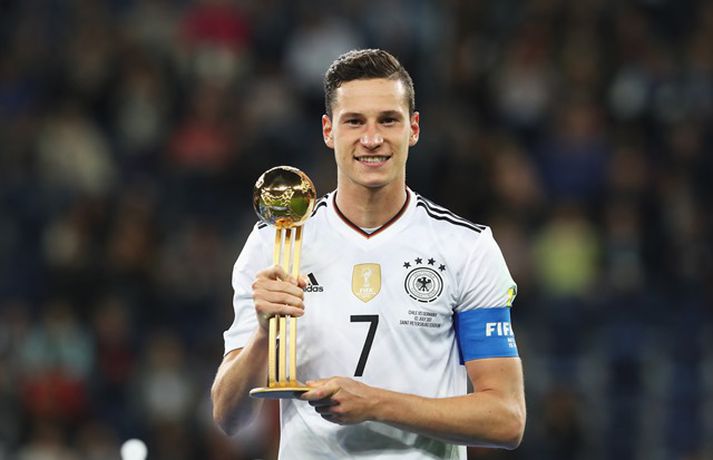 Julian Draxler var valinn besti leikmaður Álfukeppninnar í Rússlandi fyrr í sumar.