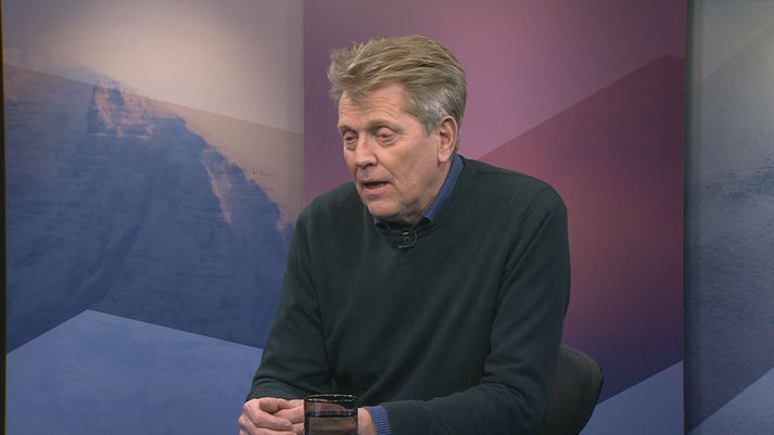 Már Kristjánsson, yfirlæknir á smitsjúkdómadeild Landspítala, segir mikið álag nú á Landspítala. 