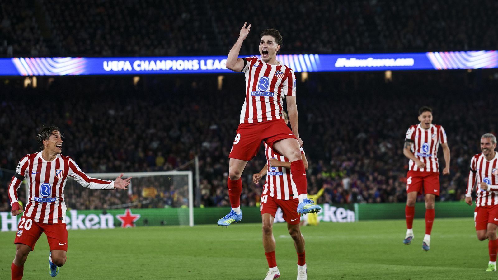 Sjáðu Atletico enda tuttugu ára bölvun í Barcelona og PSG leika sér að Liverpool