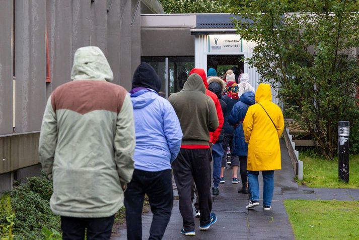 Frá sýnatölustað Heilsugæslu höfuðborgarsvæðisins í Suðurlandsbraut í Reykjavík.