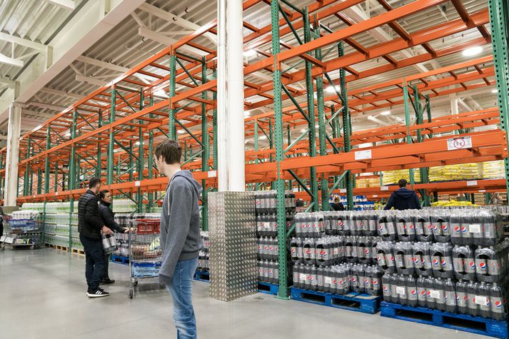 Vöruúrval í Costco hefur minnkað síðustu vikur en enn er nóg til af Diet Pepsi. 