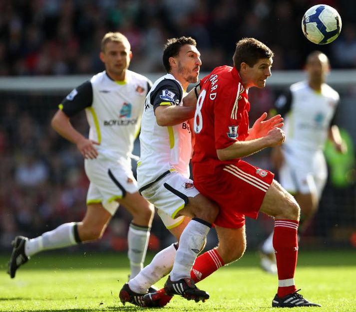 Steven Gerrard átti flottan leik gegn Sunderland.