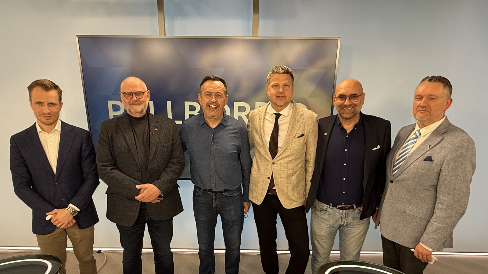 Karla­byltingin hefst í Mos­fells­bæ