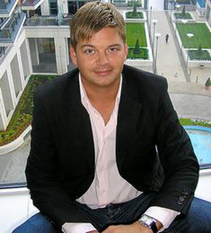 Paul Aðalsteinsson.