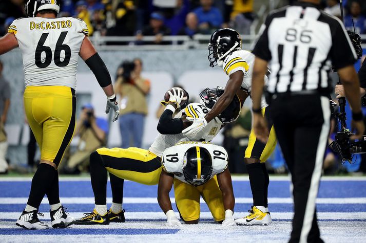 Leikmenn Pittsburg Steelers fagna í gær.