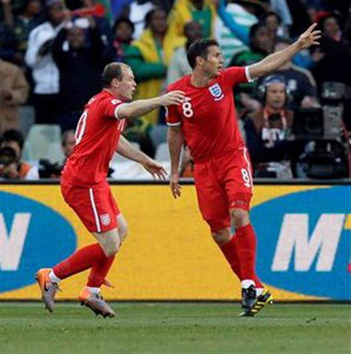 Lampard fagnar "markinu".