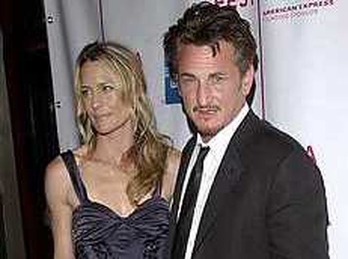 Sean Penn ásamt Robin Wright Penn.