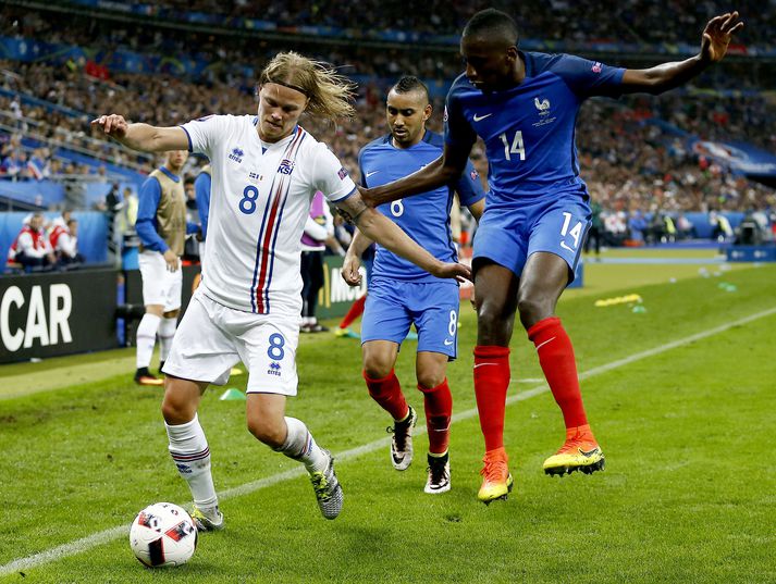 Birkir Bjarnason kunni vel við sig í Frakklandi.