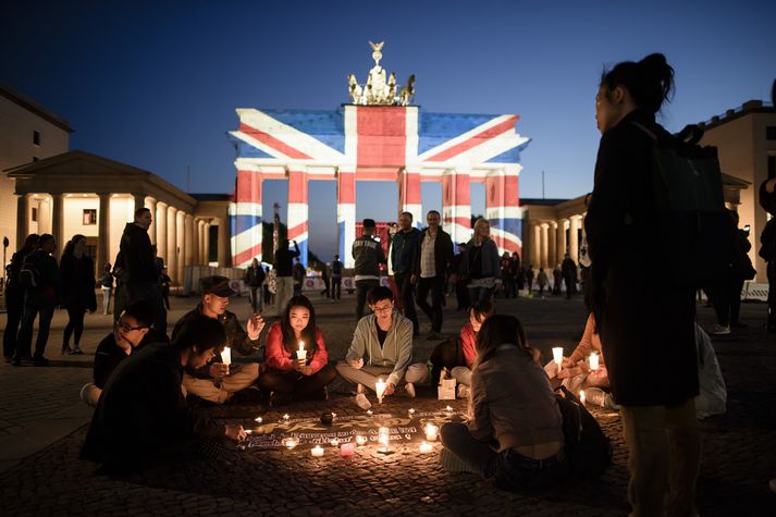 Fórnarlömbum árásarinnar var minnst víða um heim í gær meðal annars í Berlín.