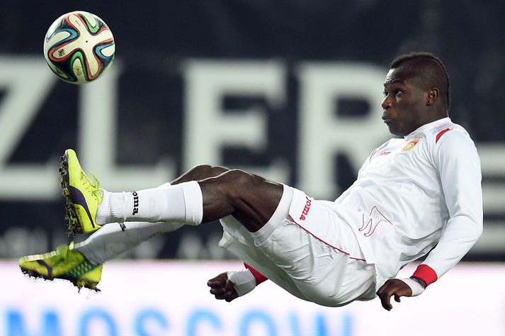 Emmanuel Frimpong í leik með Ufa á dögunum.