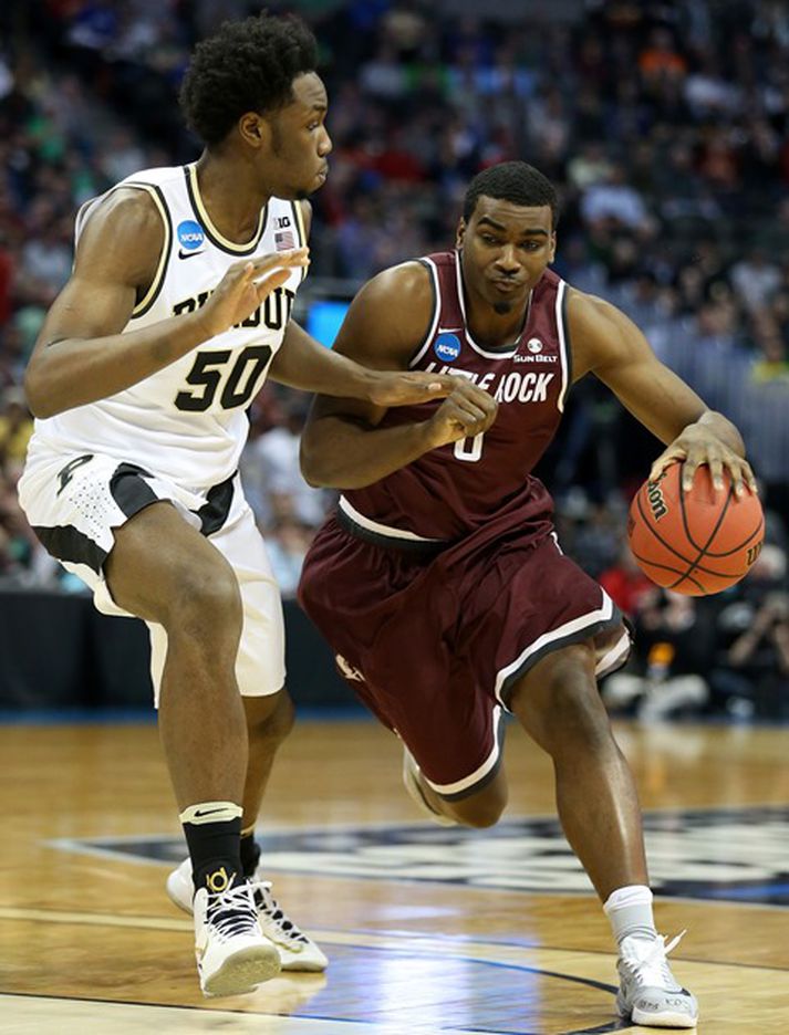 Roger Woods í leik með Little Rock Trojans í bandaríska háskólaboltanum.