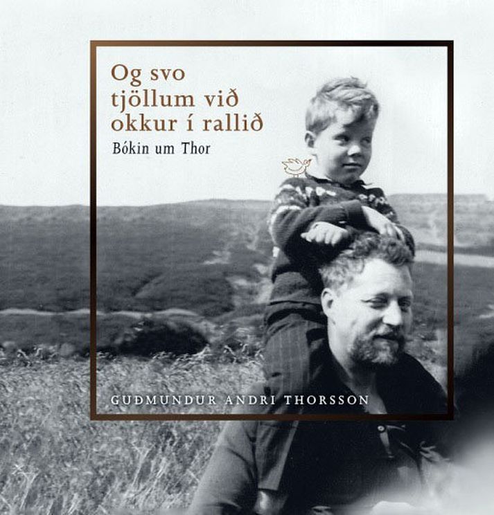 Og svo tjöllum við okkur í rallið er besti bókartitill ársins 2015 að mati álitsgjafa okkar.