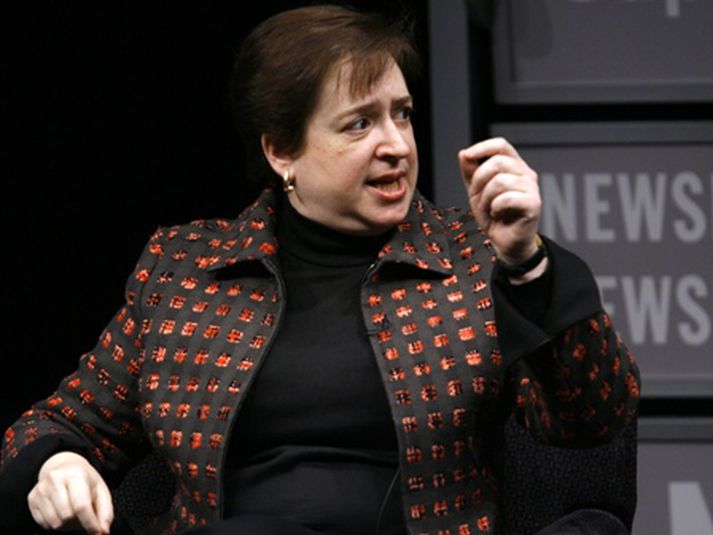 Elena Kagan hefur ekki starfað sem dómari. Hún hefur að mestum hluta starfað sem fræðimaður en frá því í fyrra hefur hún gegnt embætti ríkislögmanns.