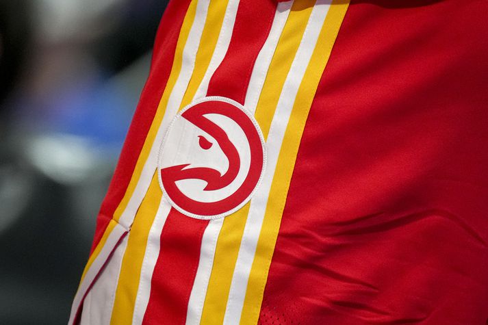 Atlanta Hawks mátti ekki kynna strippstað fyrir leikinn gegn Orlando Magic í næstu viku.