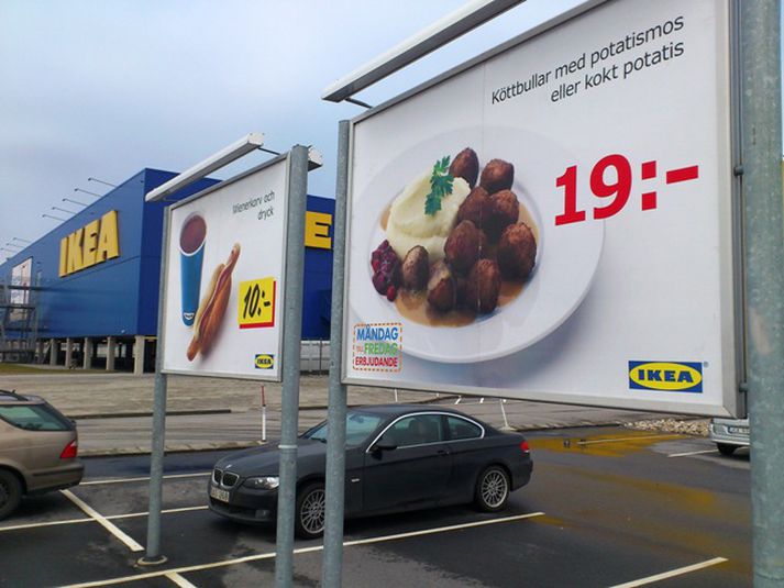 IKEA verslanirnar eru 303 talsins.