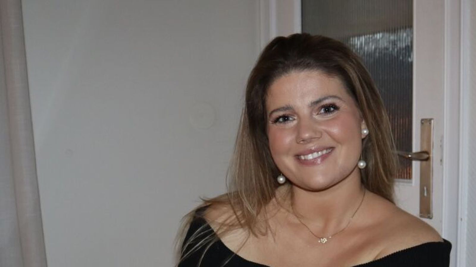 Við ræktum arfa og vonumst eftir rósum