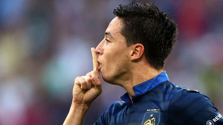 Samir Nasri "sussaði" á blaðamenn eftir markið sitt á móti Englandi.