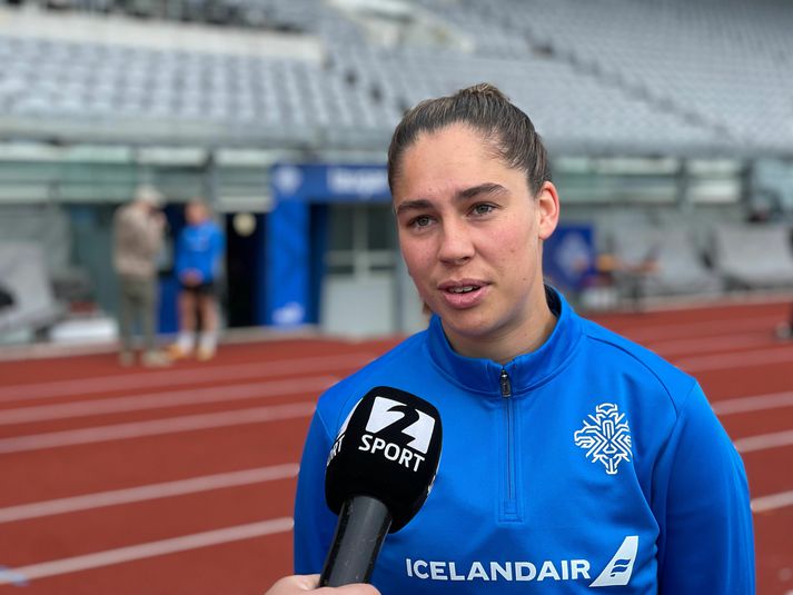 Bryndís Arna Níelsdóttir er byrjuð að spila að nýju.