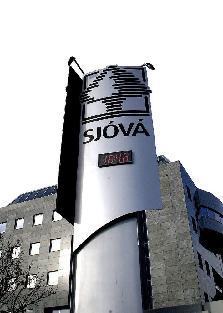 Gengi hlutabréfa í Sjóvá hefur lækkað það sem af er degi.