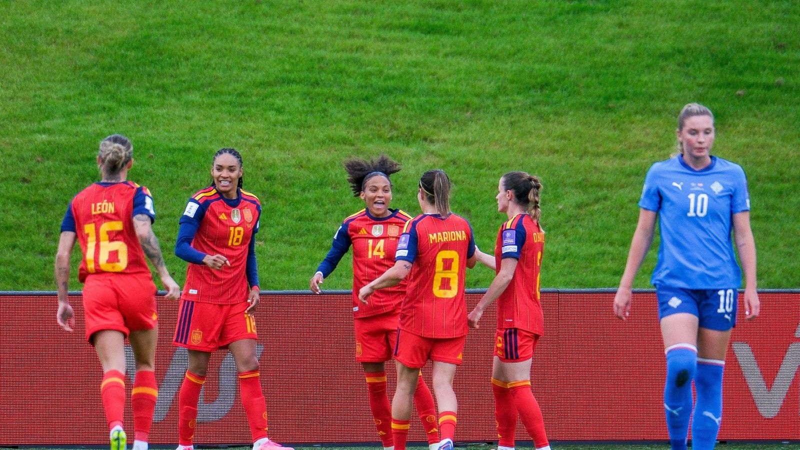 Upp­gjörið: Ís­land - Spánn 1-6 | Heimsmeistararni