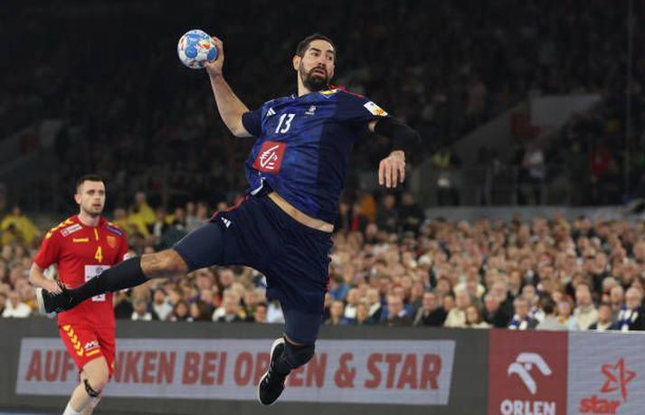 Nikola Karabatic gerir atlögu að sínum fjórða Evrópumeistaratitli. Hann hélt áfram að bæta eigið met yfir flesta leiki og flest mörk á mótinu. Talan stendur nú í 72 mörkum í 280 leikjum. 