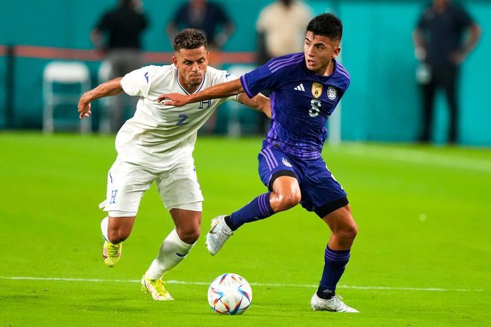 Thiago Almada í vináttulandsleik gegn Hondúras í haust.