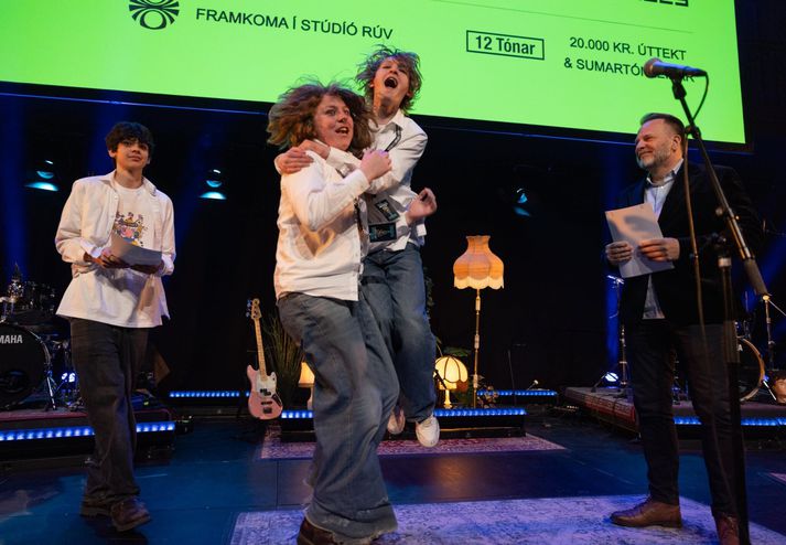 Aron, Baldur og Þorri skipa vinningshljómsveitina Falinn gjóður. 