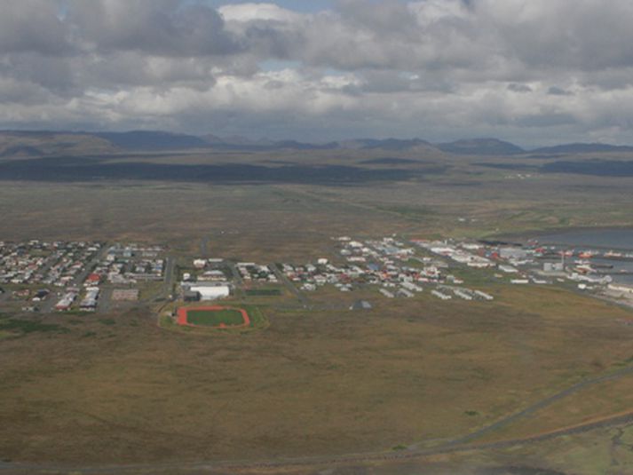 Tveimur karlmönnum lenti saman fyrir utan skemmtistað í Þorlákshöfn í nótt.
