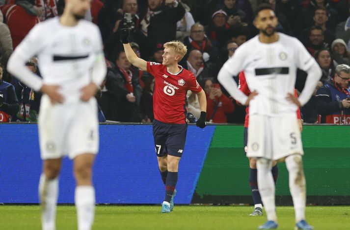 Hákon Arnar Haraldsson fagnar marki með franska liðinu Lille.